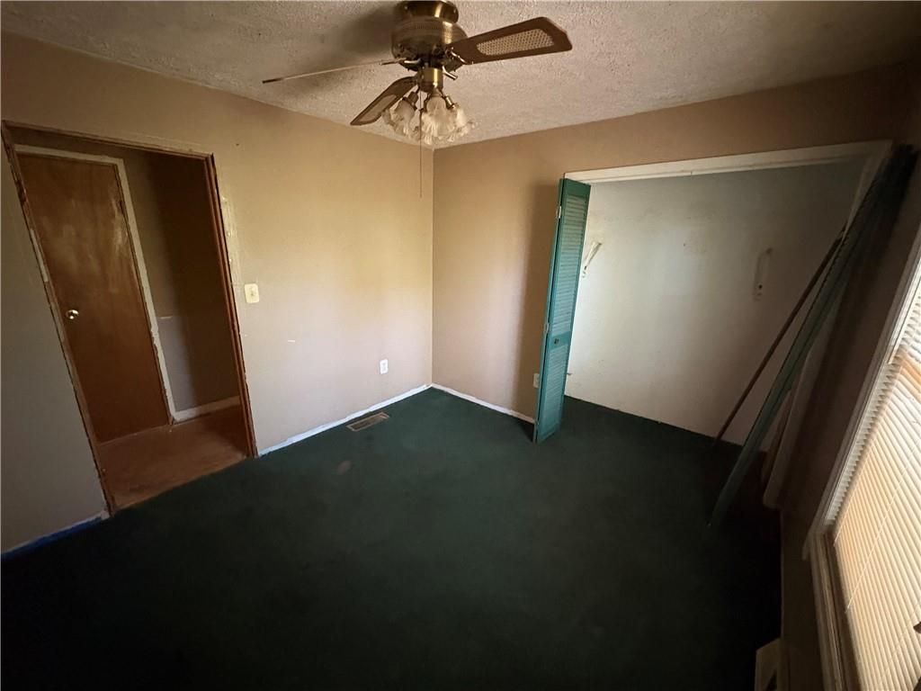 Image 16 of property listing at 9920 Woodruff Road, Palmetto, GA 30268
