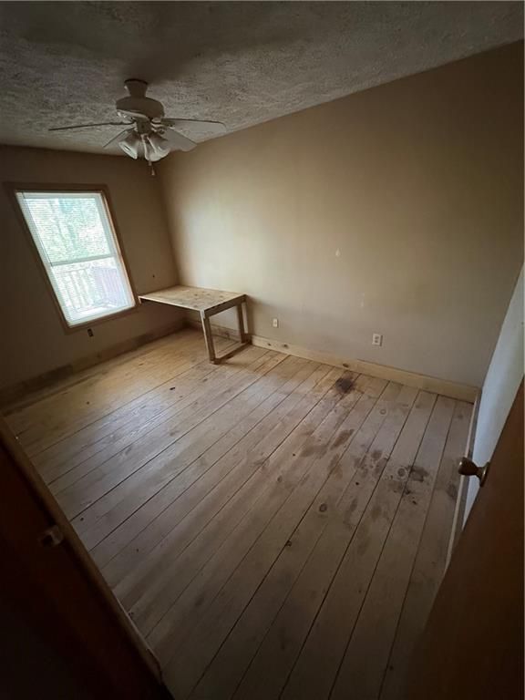 Image 17 of property listing at 9920 Woodruff Road, Palmetto, GA 30268