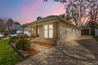 7466 Fenton Street, Dearborn Heights, MI 48127