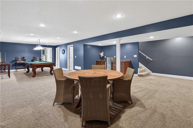 5835 LAKECREST Drive, Shawnee, KS 66218