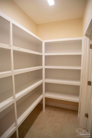 5877 Moors Oaks Dr, Milton, FL 32583