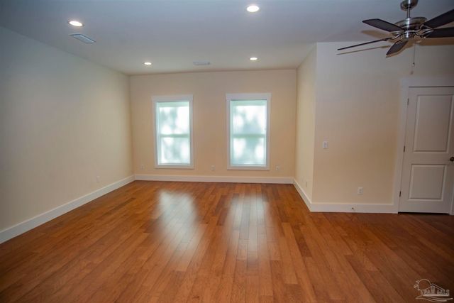 5877 Moors Oaks Dr, Milton, FL 32583