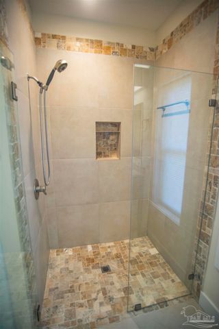 5877 Moors Oaks Dr, Milton, FL 32583