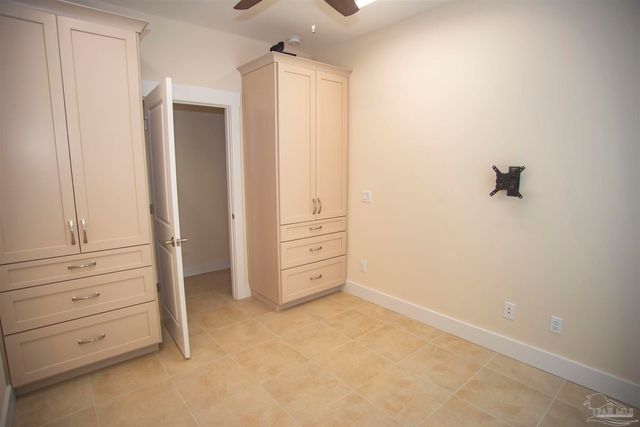 5877 Moors Oaks Dr, Milton, FL 32583