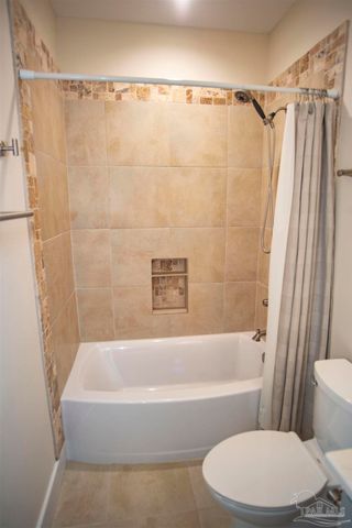 5877 Moors Oaks Dr, Milton, FL 32583