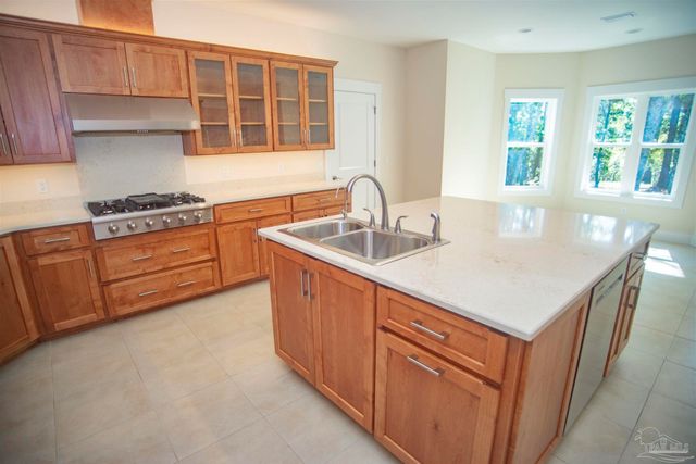 5877 Moors Oaks Dr, Milton, FL 32583