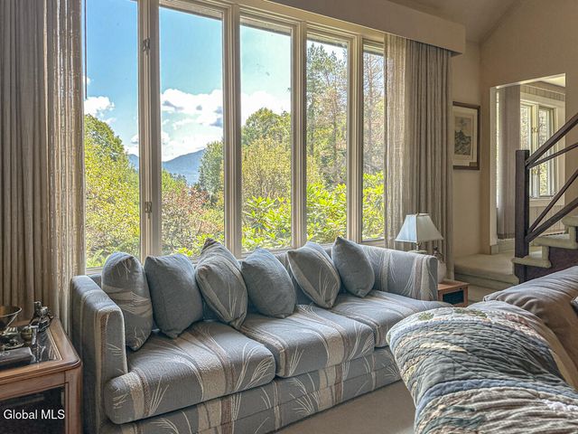 4474 Lake Shore Drive, Bolton, NY 12824