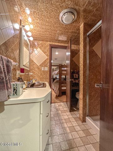 4474 Lake Shore Drive, Bolton, NY 12824