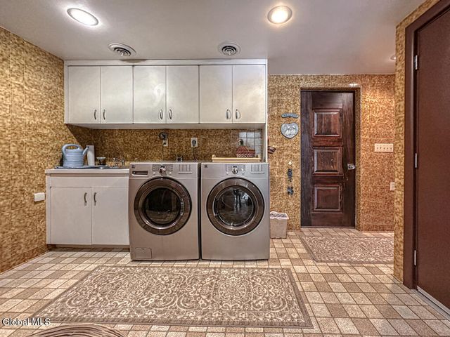 4474 Lake Shore Drive, Bolton, NY 12824