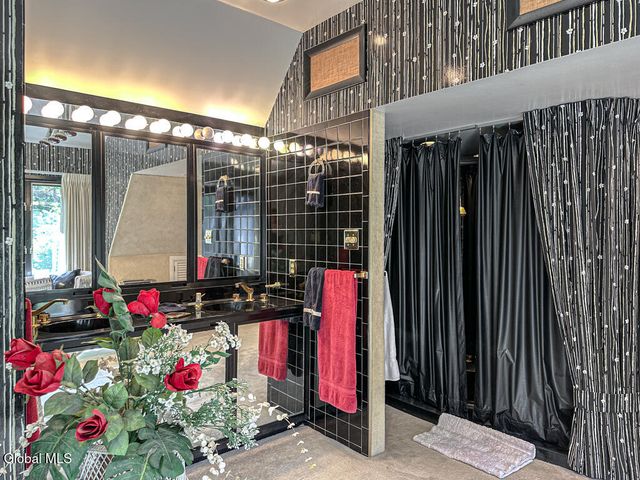 4474 Lake Shore Drive, Bolton, NY 12824