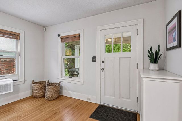5049 Penn Avenue S, Minneapolis, MN 55419