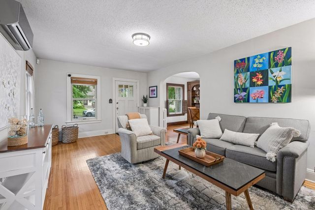 5049 Penn Avenue S, Minneapolis, MN 55419