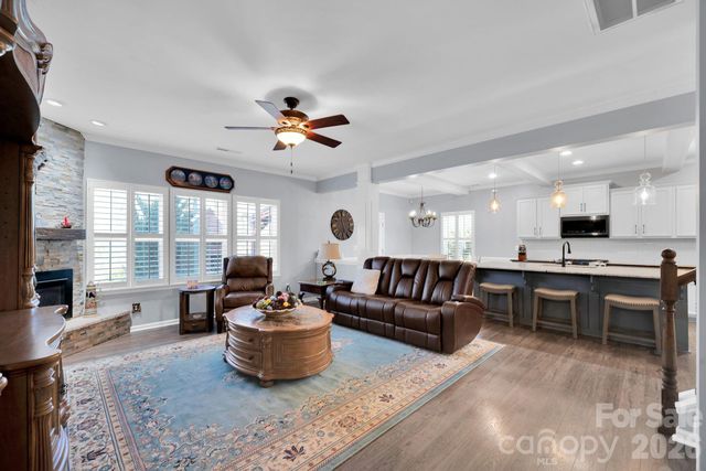 6129 Hawk View Road, Waxhaw, NC 28173