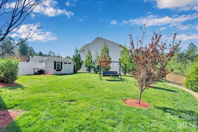 6129 Hawk View Road, Waxhaw, NC 28173