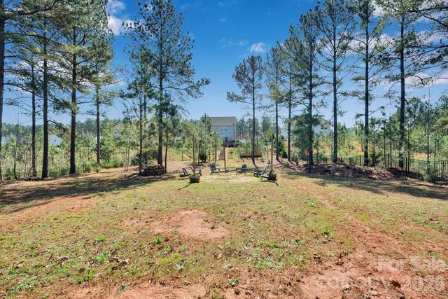 6129 Hawk View Road, Waxhaw, NC 28173