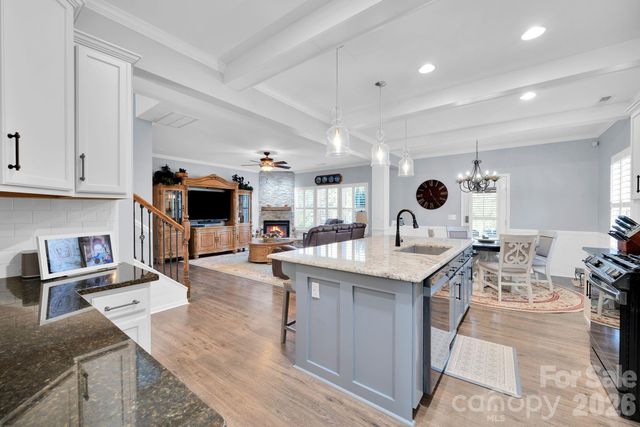 6129 Hawk View Road, Waxhaw, NC 28173