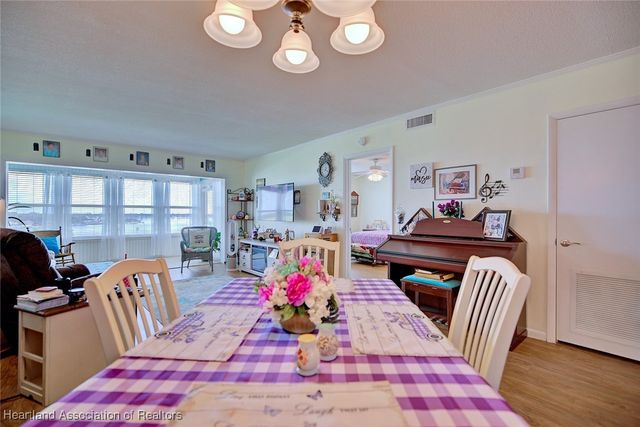400 Lake Clay Drive S, Lake Placid, FL 33852