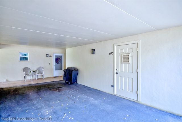 400 Lake Clay Drive S, Lake Placid, FL 33852