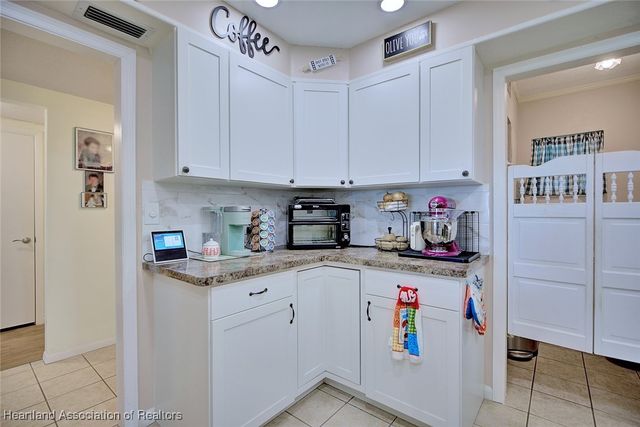 400 Lake Clay Drive S, Lake Placid, FL 33852