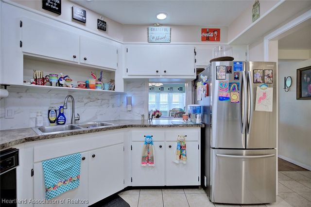 400 Lake Clay Drive S, Lake Placid, FL 33852