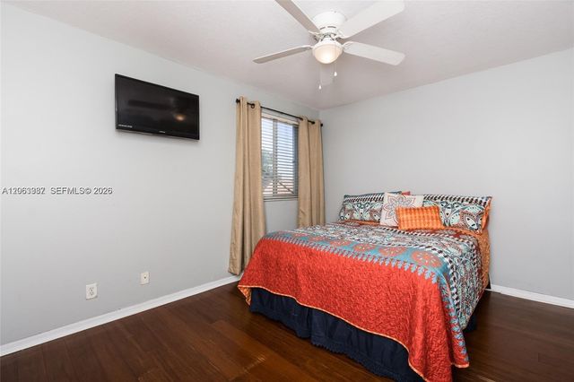 1280 Majesty Ter, Weston, FL 33327