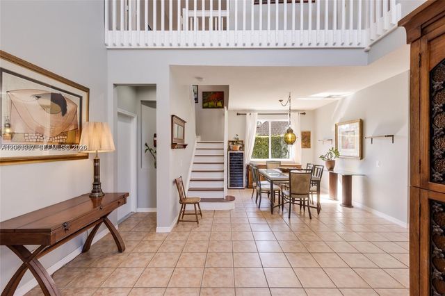 1280 Majesty Ter, Weston, FL 33327