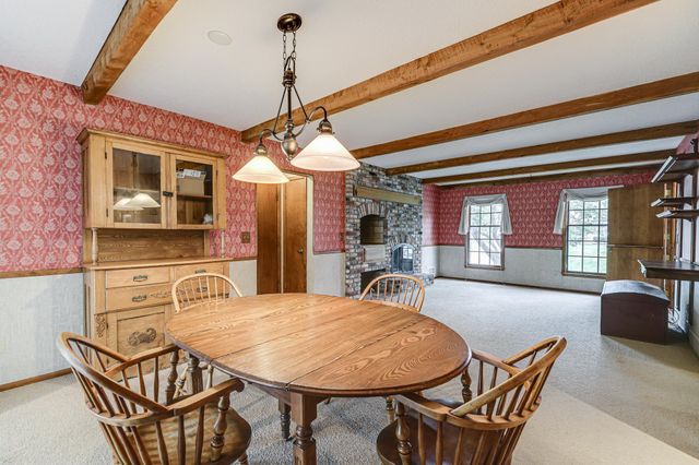 1721 Rhode Island Avenue N, Golden Valley, MN 55427