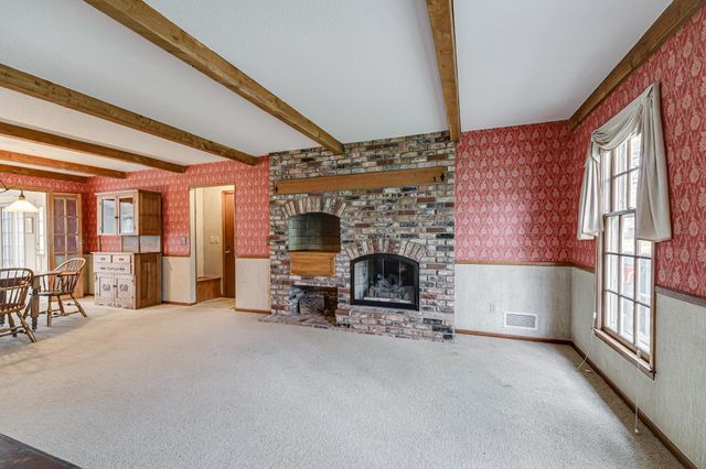 1721 Rhode Island Avenue N, Golden Valley, MN 55427