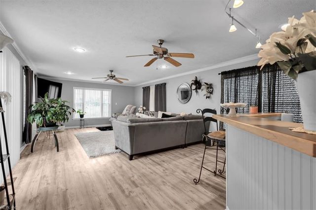 720 River ST, Hampton, VA 23669