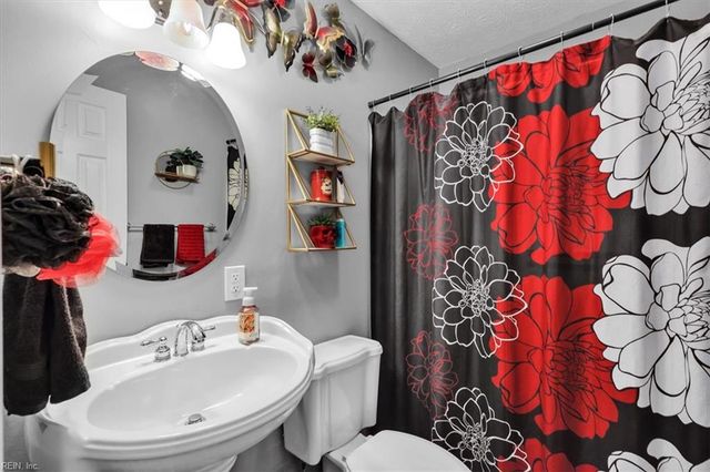 720 River ST, Hampton, VA 23669