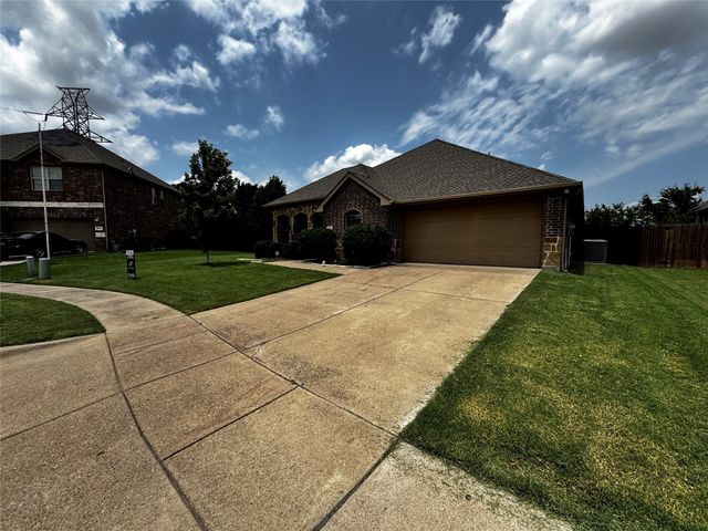 101 Holly Street, Waxahachie, TX 75165