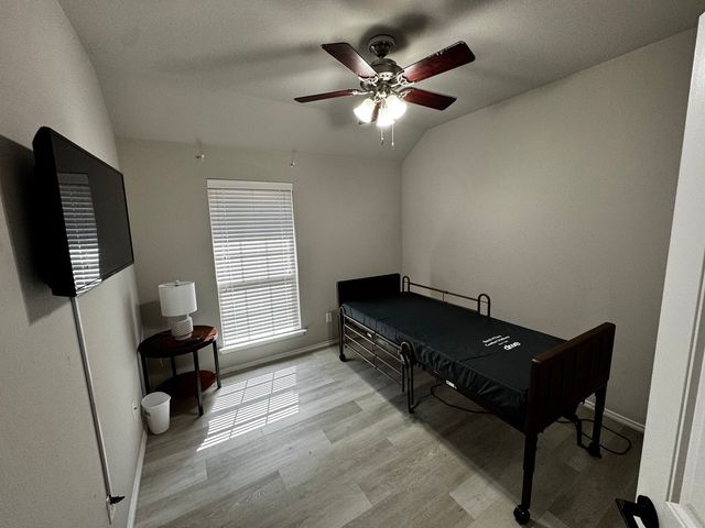 101 Holly Street, Waxahachie, TX 75165