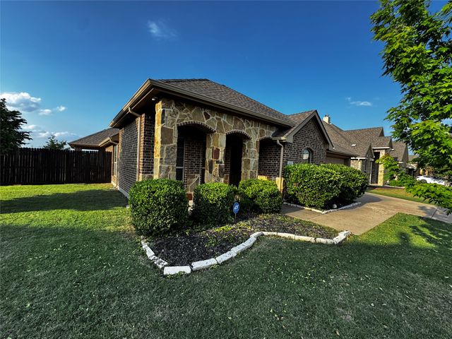 101 Holly Street, Waxahachie, TX 75165