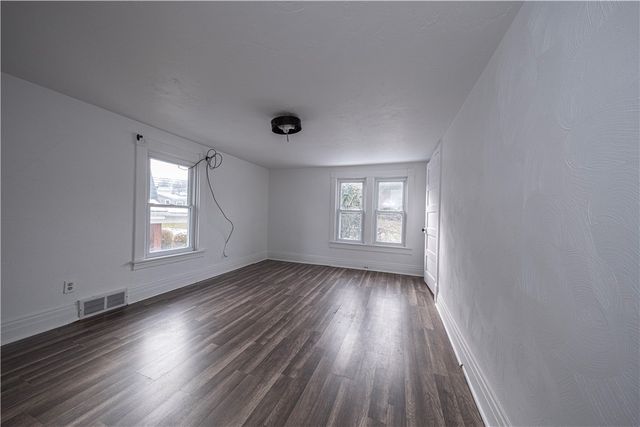 115 Freeport ST, Delmont, PA 15626