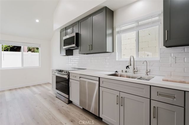 516 South Street A, Glendale, CA 91202