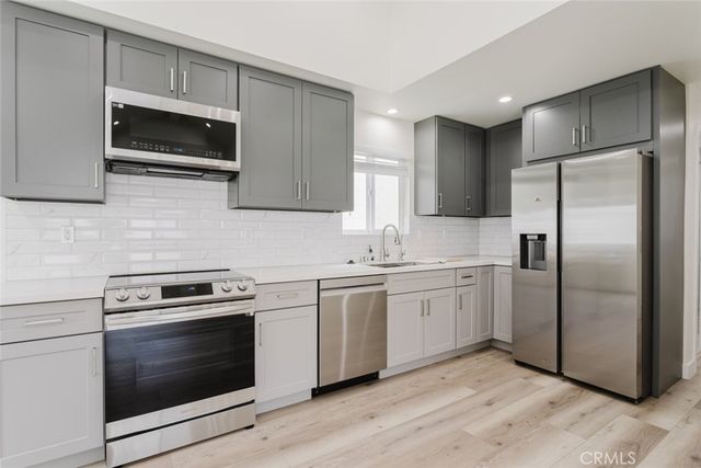 516 South Street A, Glendale, CA 91202