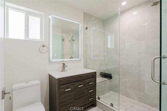 516 South Street A, Glendale, CA 91202