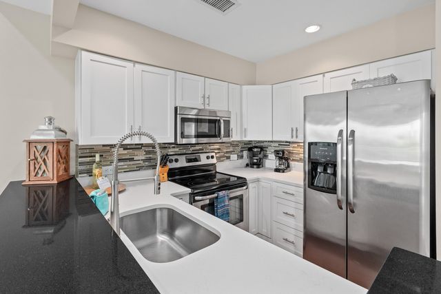 2942 Atrium Villa Drive 42, Seabrook Island, SC 29455