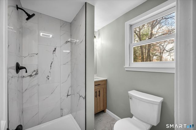 84 Raffia Road, Enfield, CT 06082