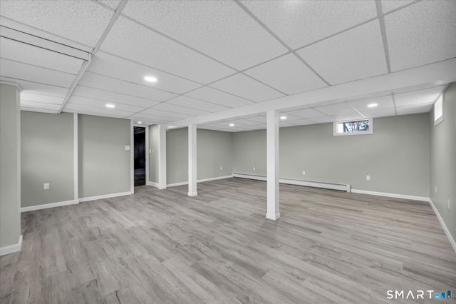 84 Raffia Road, Enfield, CT 06082