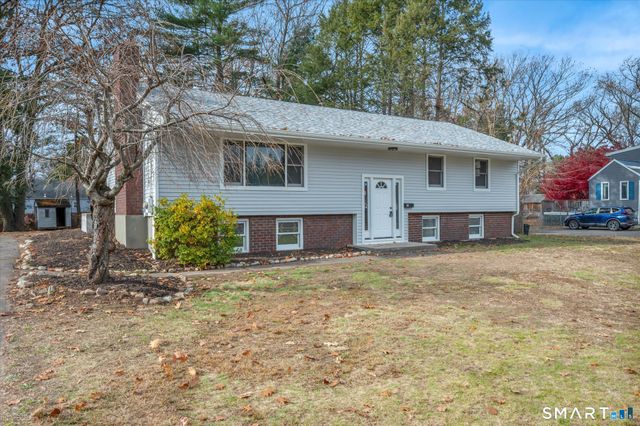 84 Raffia Road, Enfield, CT 06082