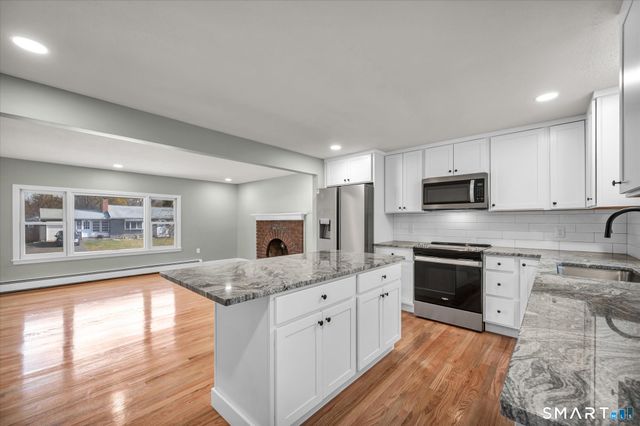 84 Raffia Road, Enfield, CT 06082