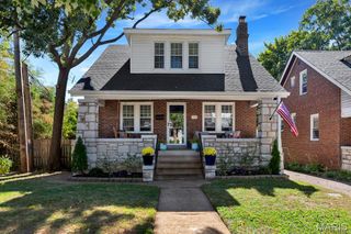 7526 Lovella Avenue, St Louis, MO 63117