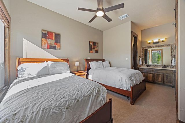 303 Yaupon DR, Spicewood, TX 78669