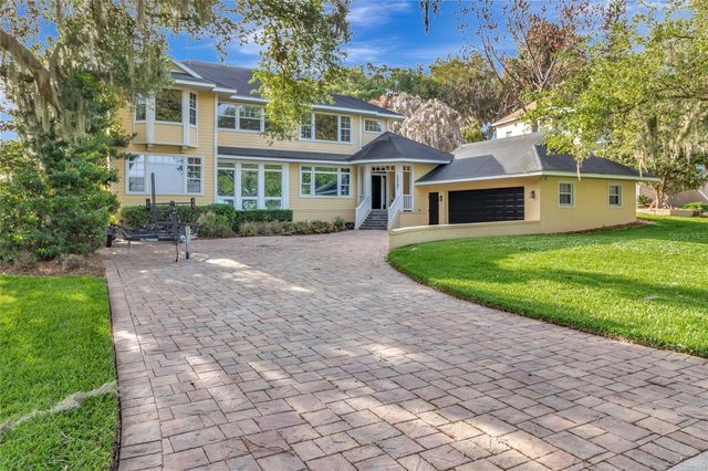 1215 LAKESHORE DRIVE, Eustis, FL 32726