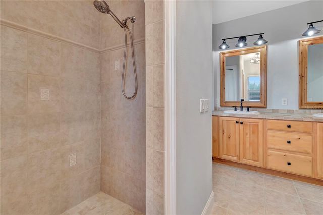 1215 LAKESHORE DRIVE, Eustis, FL 32726