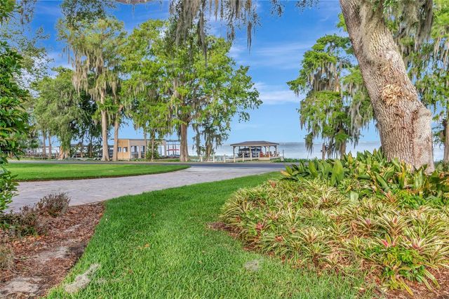 1215 LAKESHORE DRIVE, Eustis, FL 32726