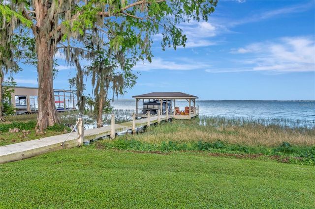 1215 LAKESHORE DRIVE, Eustis, FL 32726