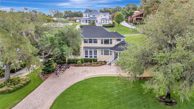 1215 LAKESHORE DRIVE, Eustis, FL 32726