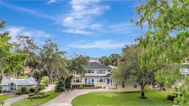 1215 LAKESHORE DRIVE, Eustis, FL 32726